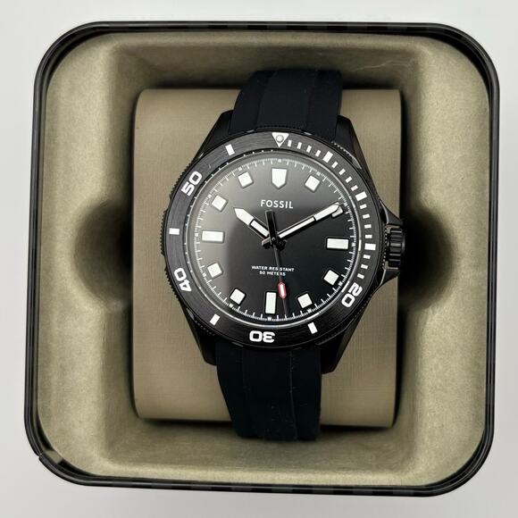 Fossil Dalton BQM2886 Men’s 42mm Black Silicone Strap Quartz Watch NIBWT - Picture 3 of 17